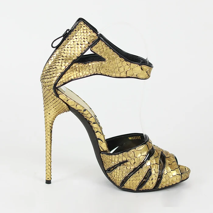 Tom Ford Plateau High Heels in Phyton-Leder-Prägung