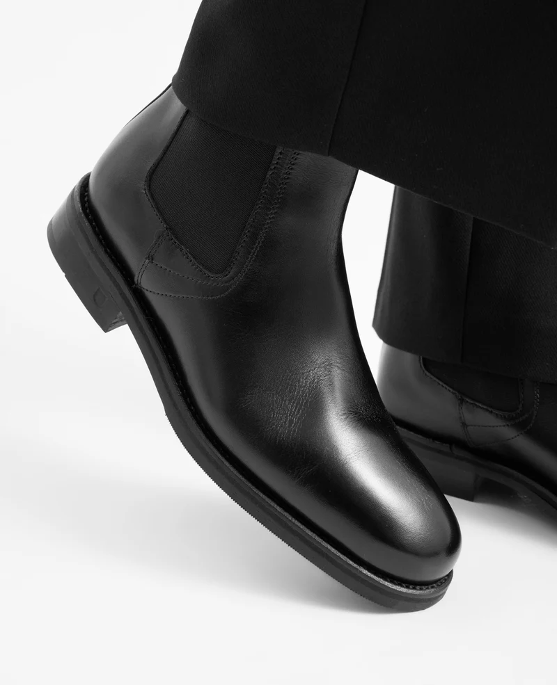 Ella CB2 - Schwarz