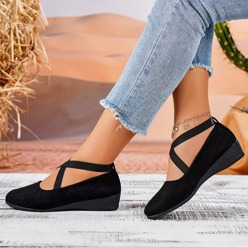 Damen Keilpumps mit Kreuzriemen
