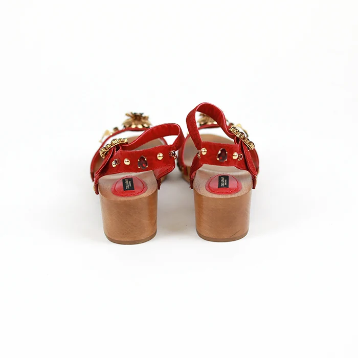 Dolce&Gabbana Aufwändig verzierte Holzsandalen