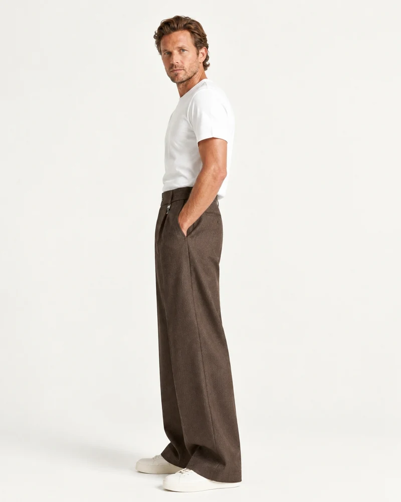 Pleated Barrel-Leg Straight Trousers