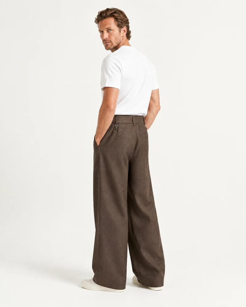 Pleated Barrel-Leg Straight Trousers