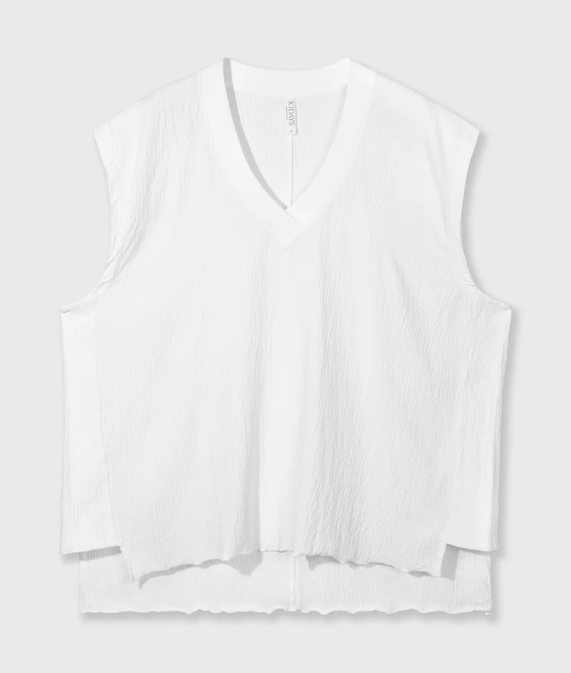 v-neck crinkle top ecru