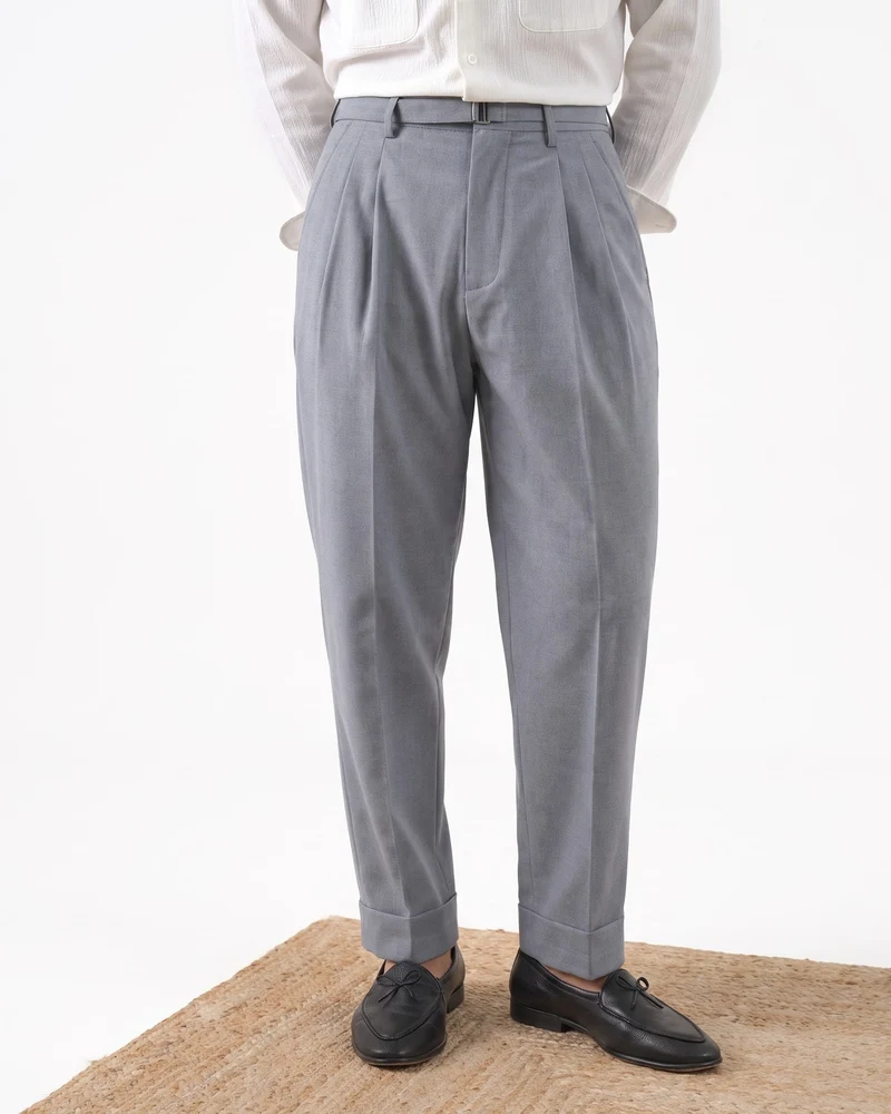 Comfortable Lightweight Straight Leg Trousers With Belt