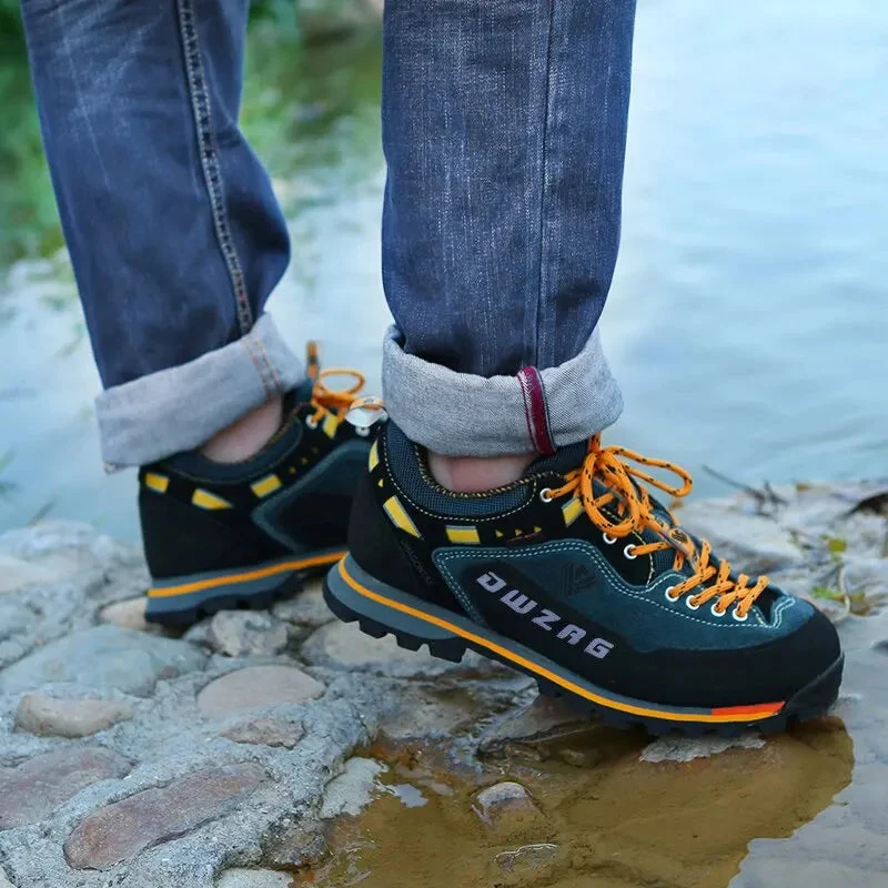 Wasserdichte Herren Wanderschuhe mit robustem Profil