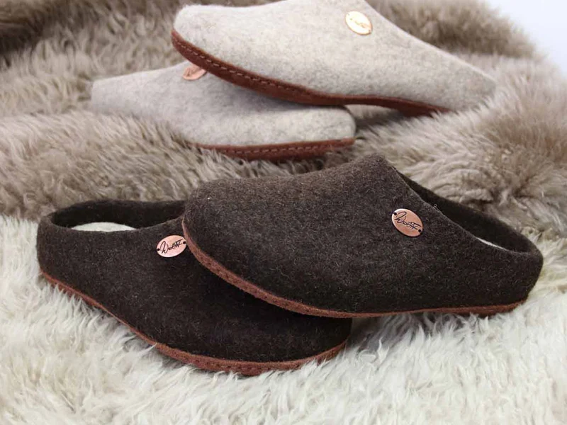 Filzpantoffeln mit Einlagen Classic, braun
