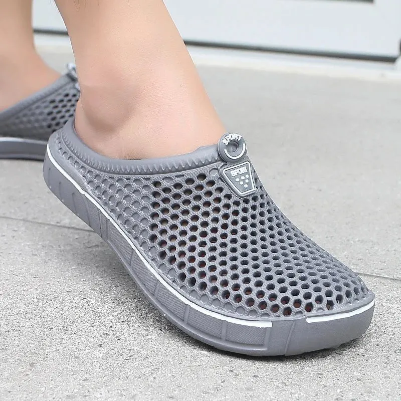 Paar-Slipper zum Hineinschlüpfen: Bequeme und atmungsaktive Sommerclogs für den Alltag