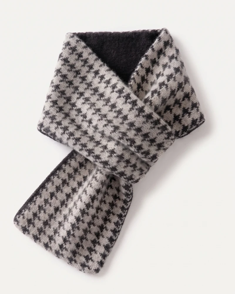 Cashmere Houndstooth Scarf