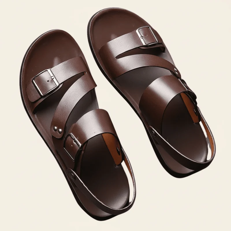 Verstellbare Herren-Sandalen mit gekreuzten Riemen