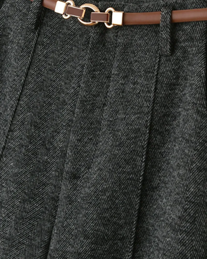 Woman Heavyweight Straight Leg Wool Pants