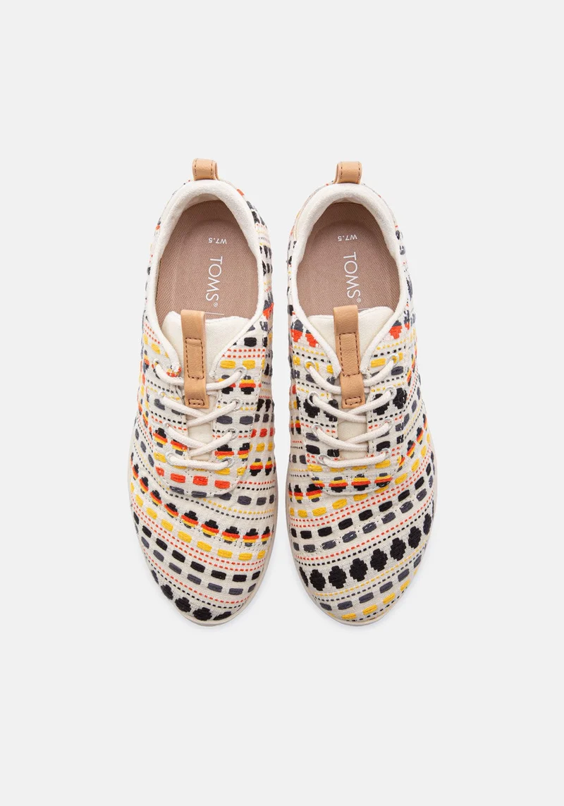 10016420 WM Cabrillo Woven natural multi