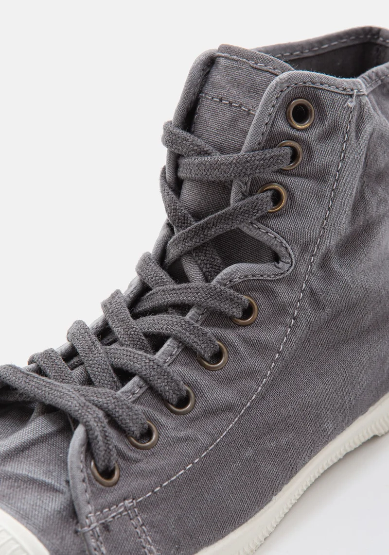 107E Bota sport Enzimatico gris enz