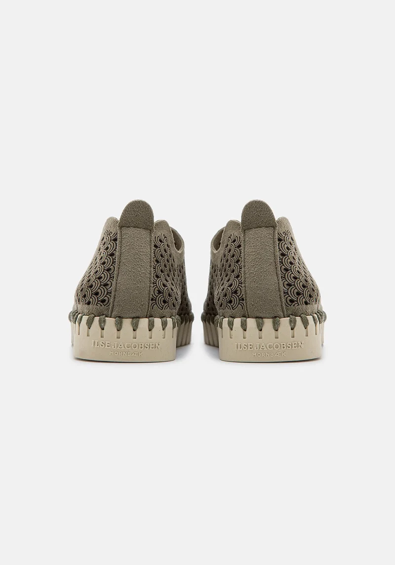 Flats Tulip Kid army
