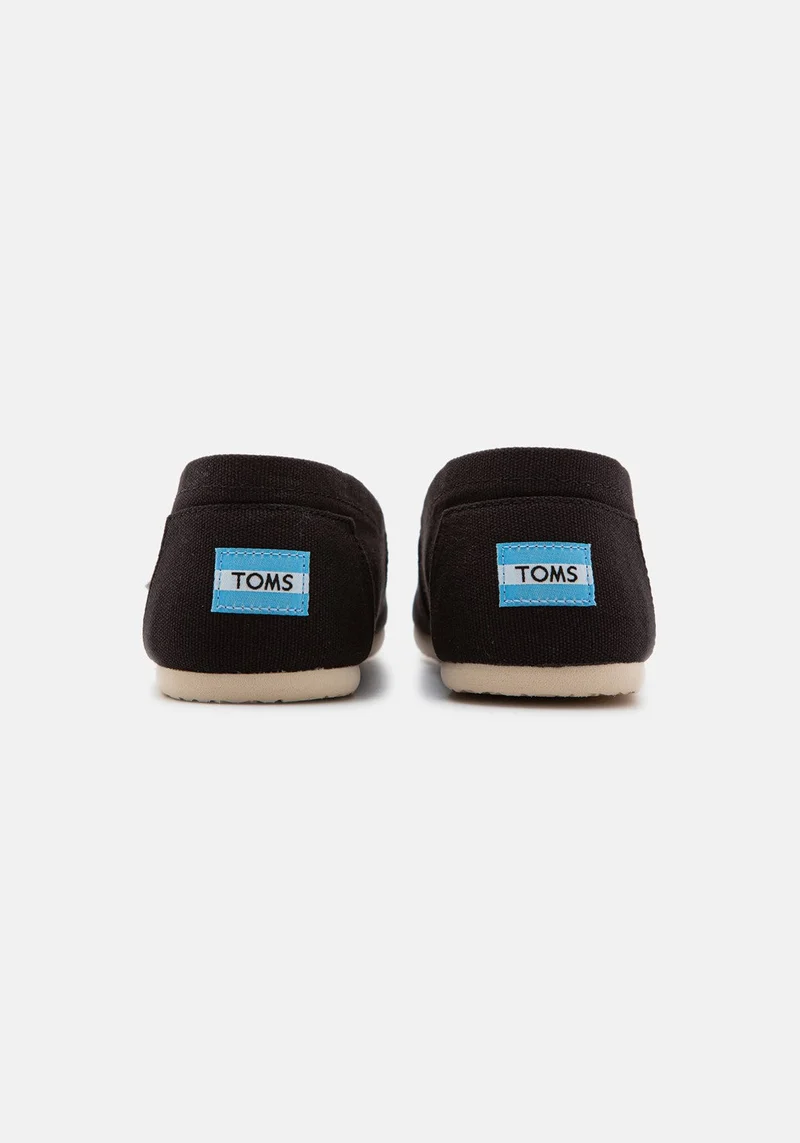 10000862 MN Canvas Classic black