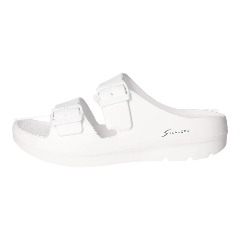 Sneakers Badelatsche