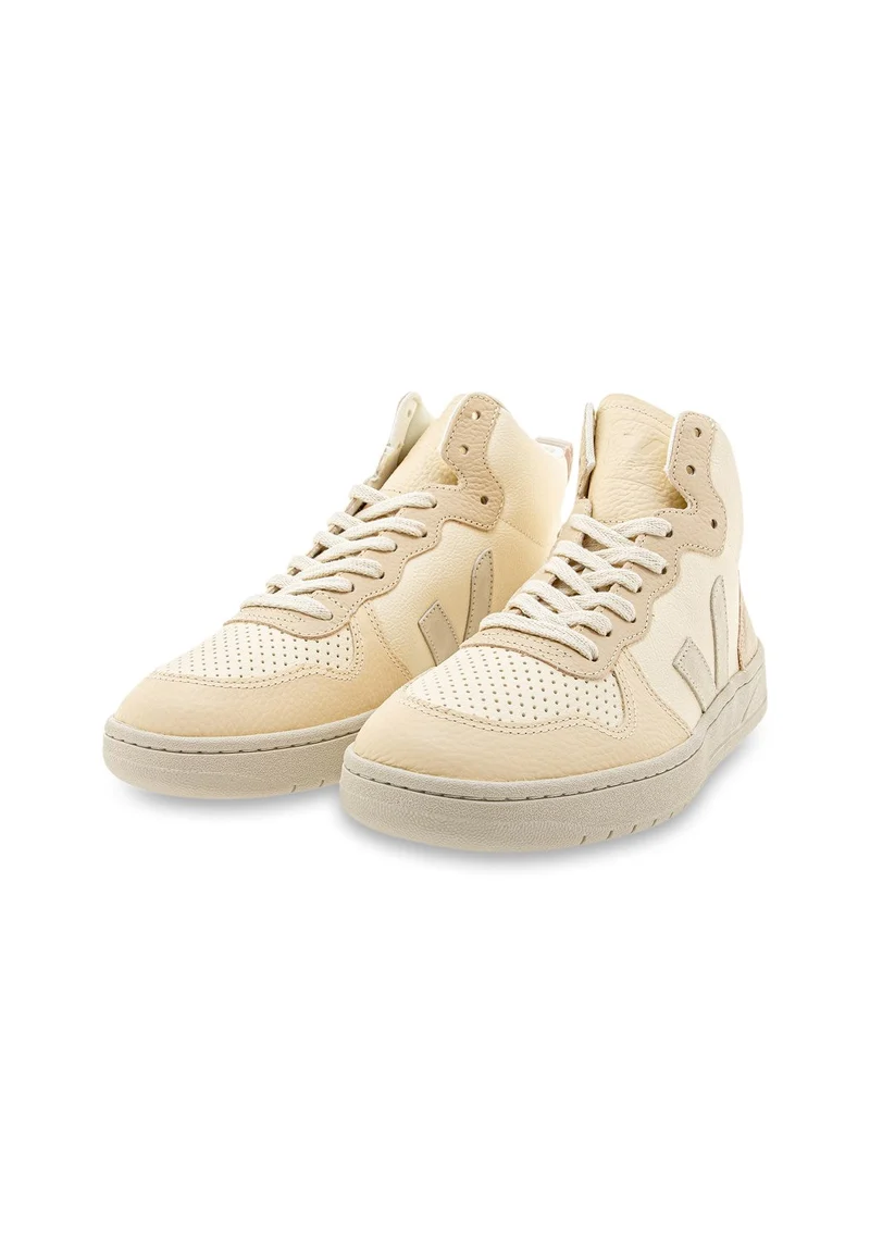 V-15 Man Chfree L cashew_pierre-mult