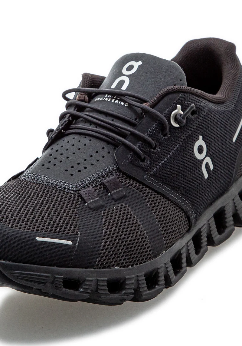 59.98905 W Cloud 5 all black