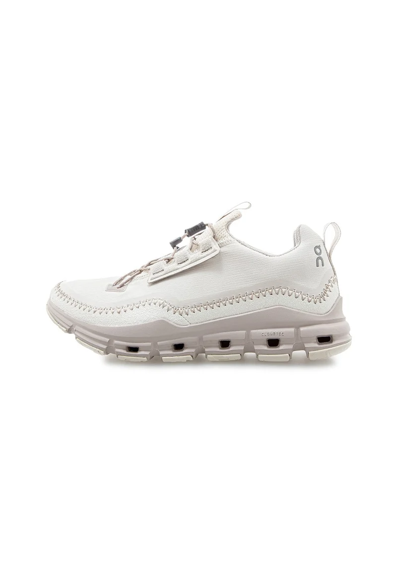 49.98945 W Cloudaway ivory/pearl