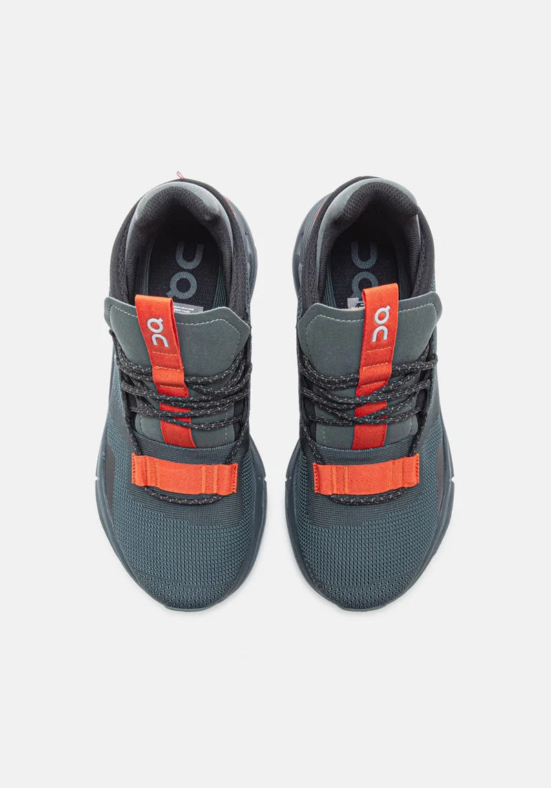 26.99676 W Cloudnova juniper/orange