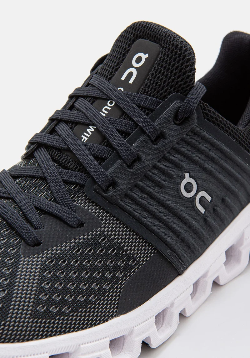 41.99581 W Cloudswift black/rock