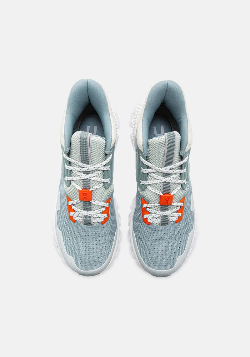 28.99467 M Cloud Hi Edge cobble/sea