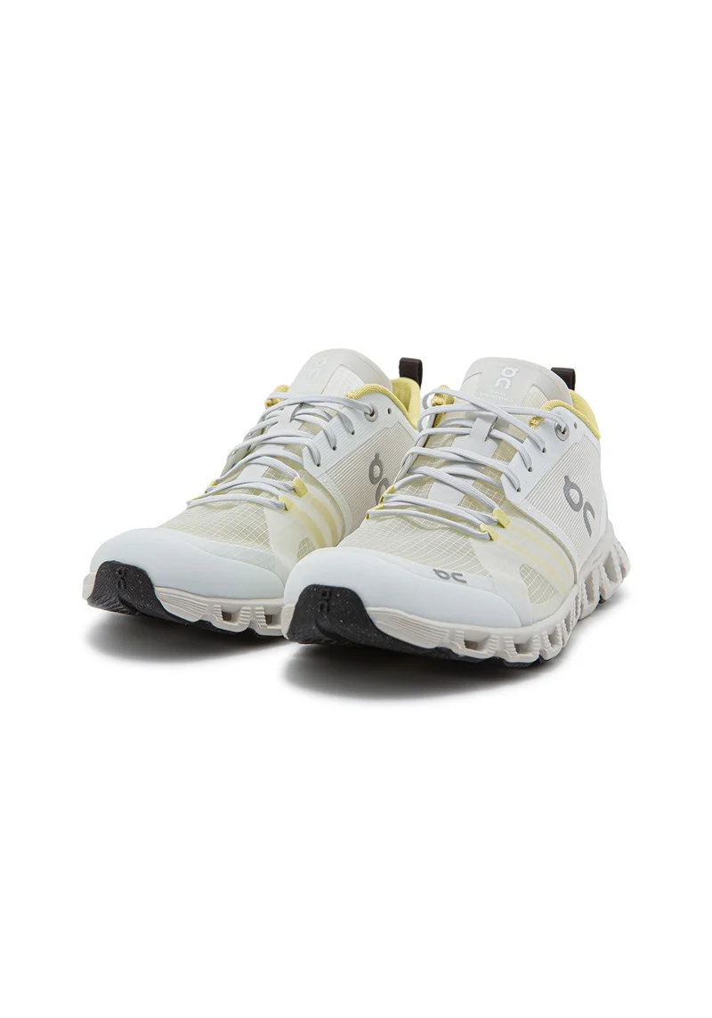 38.99122 W Cloud X Shift vapor/acacia