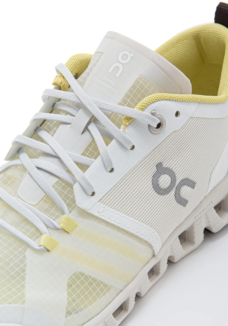 38.99122 W Cloud X Shift vapor/acacia
