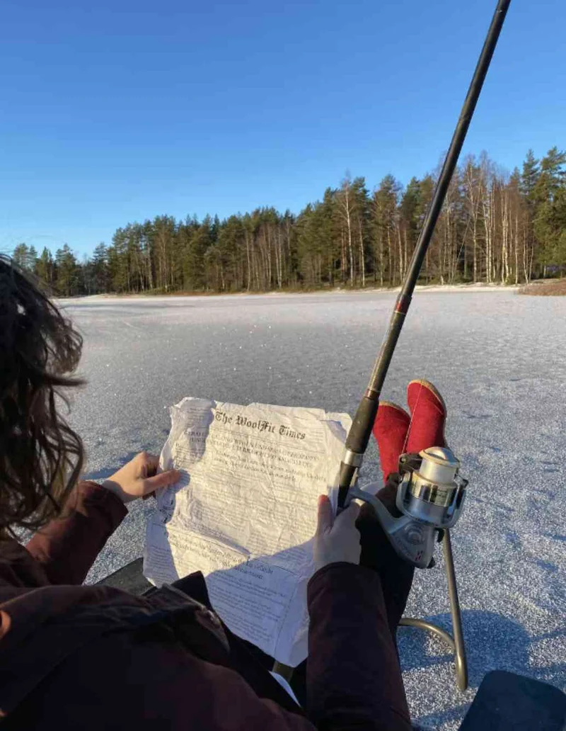 Taiga – hoher Filzhausschuh aus Wolle mit Ledersohle, dunkelrot
