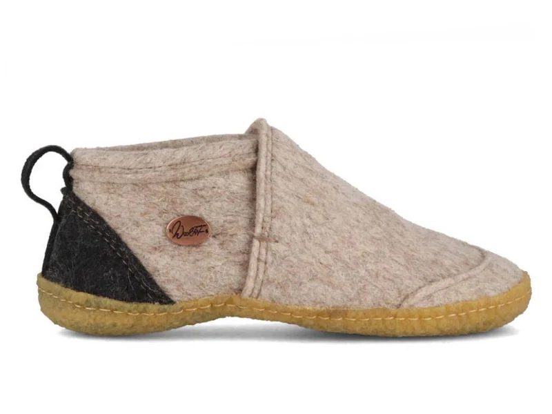 Taiga - hoher Filzhausschuh mit rutschhemmender Gummisohle, beige