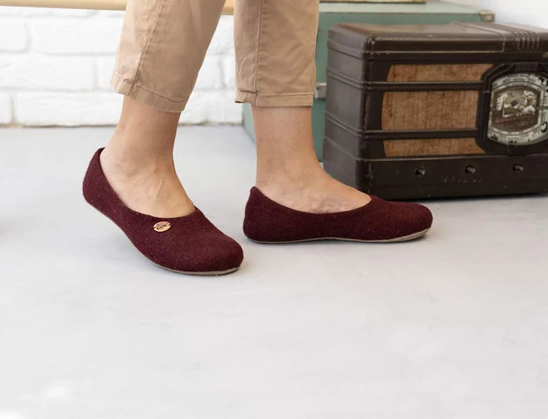 Ballerina-Hausschuhe aus Filz, dark cherry