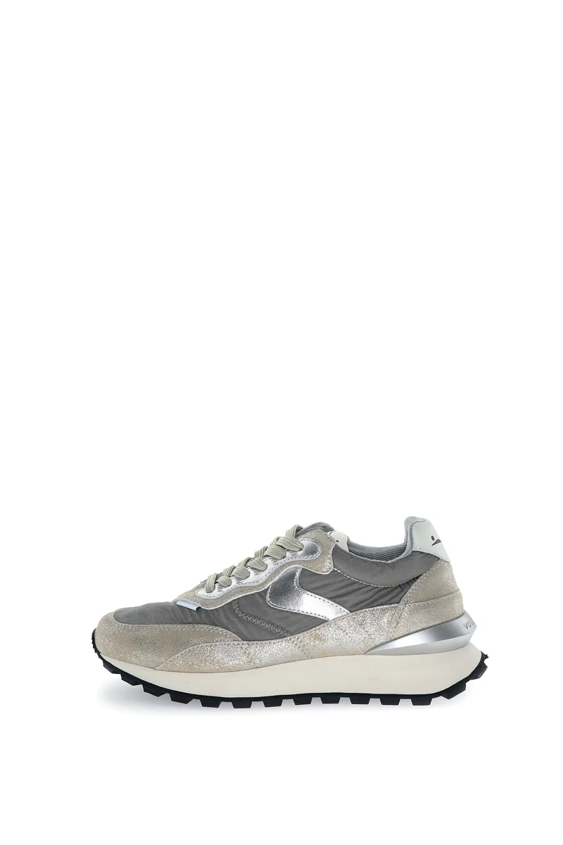Qwark Hype Woman. Metallic Brushed Goat/Nylon silver grey