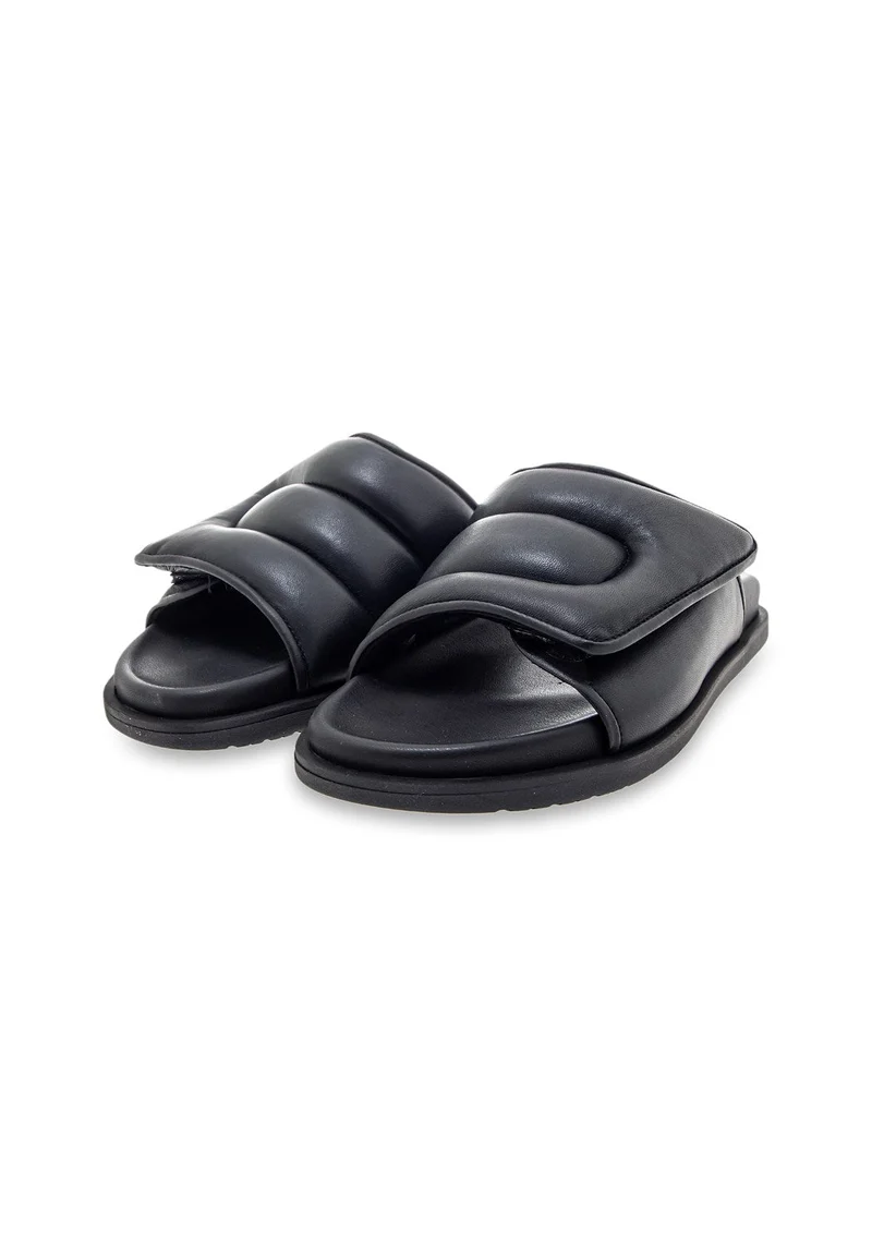 CPH834 nappa black
