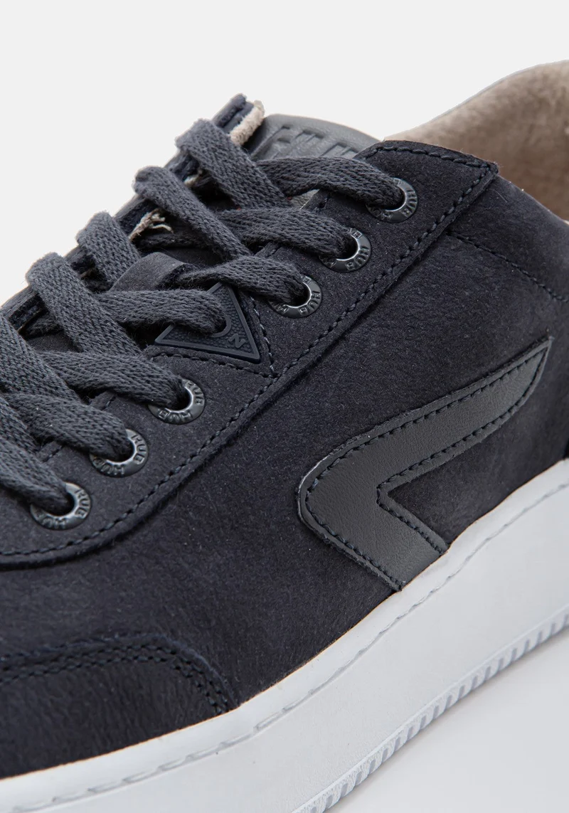 Baseline-M N42 Nubuck/Pigsplit Lining na