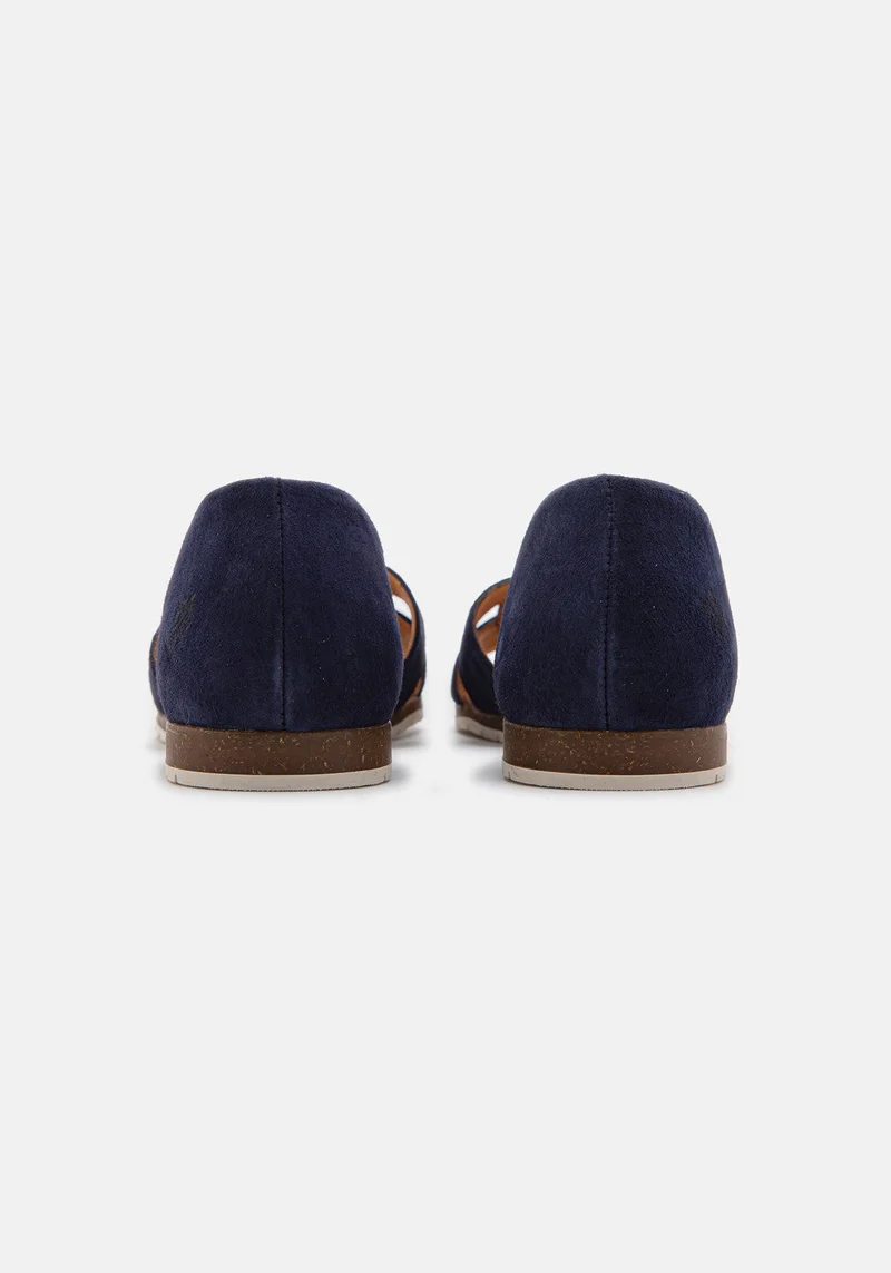Ches 8 dk blue