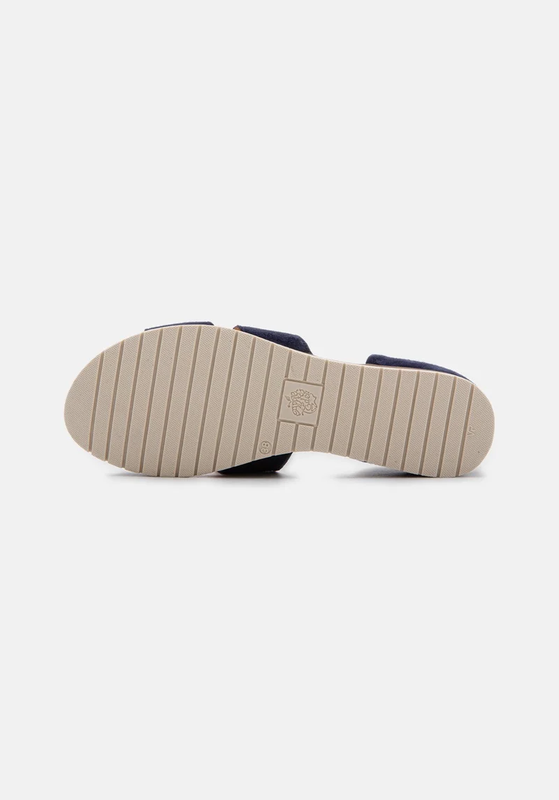 Ches 8 dk blue