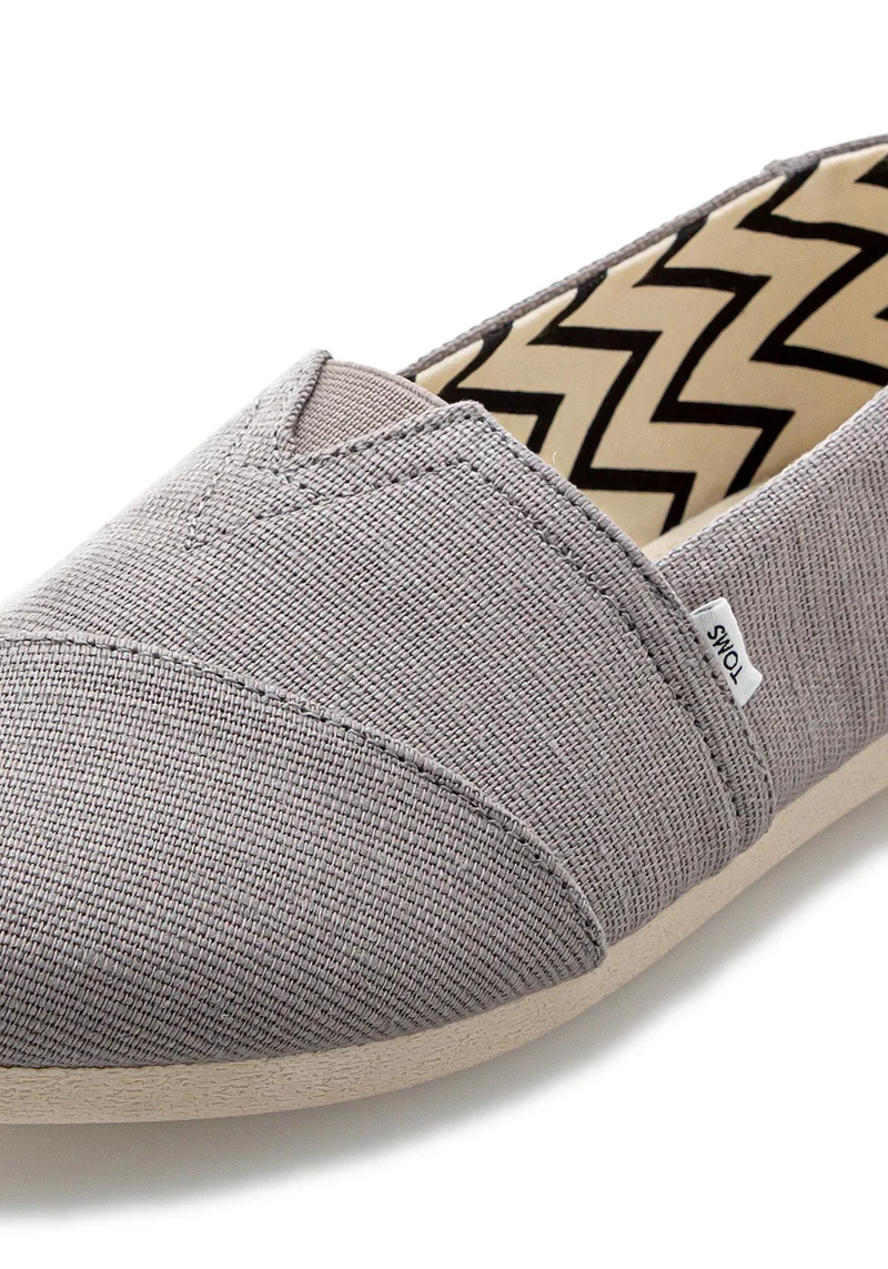 10017741 WM Heritage CAN MOR DOV grey