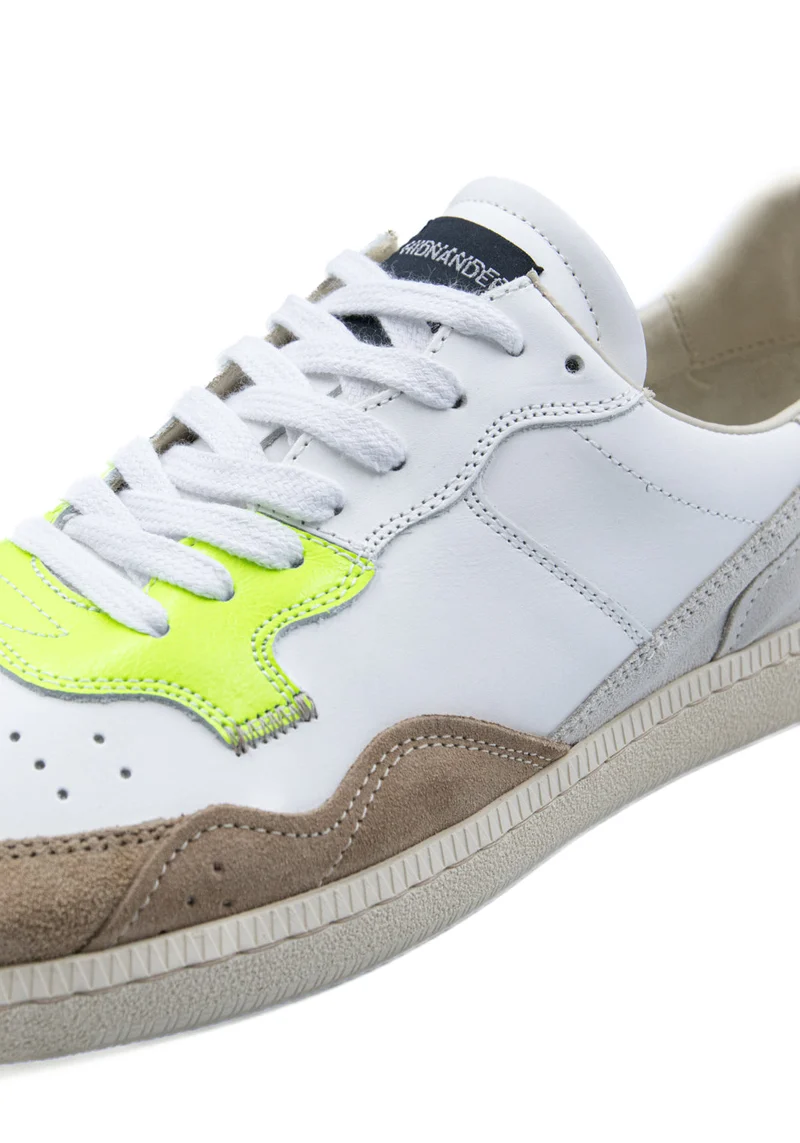 MEGA T white/black