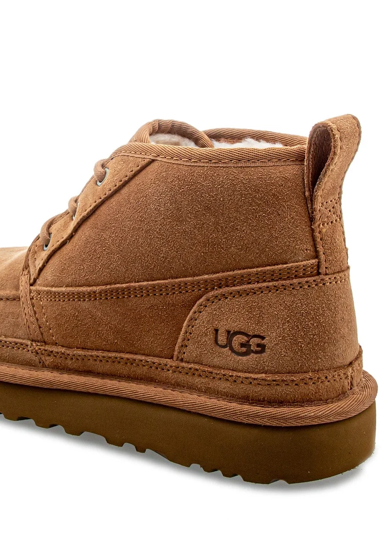 Neumel Moc chestnut