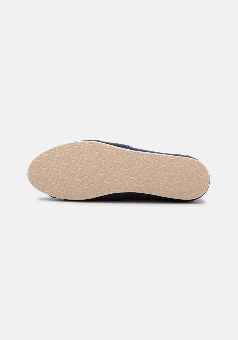 10000873 WM Canvas CLSC navy