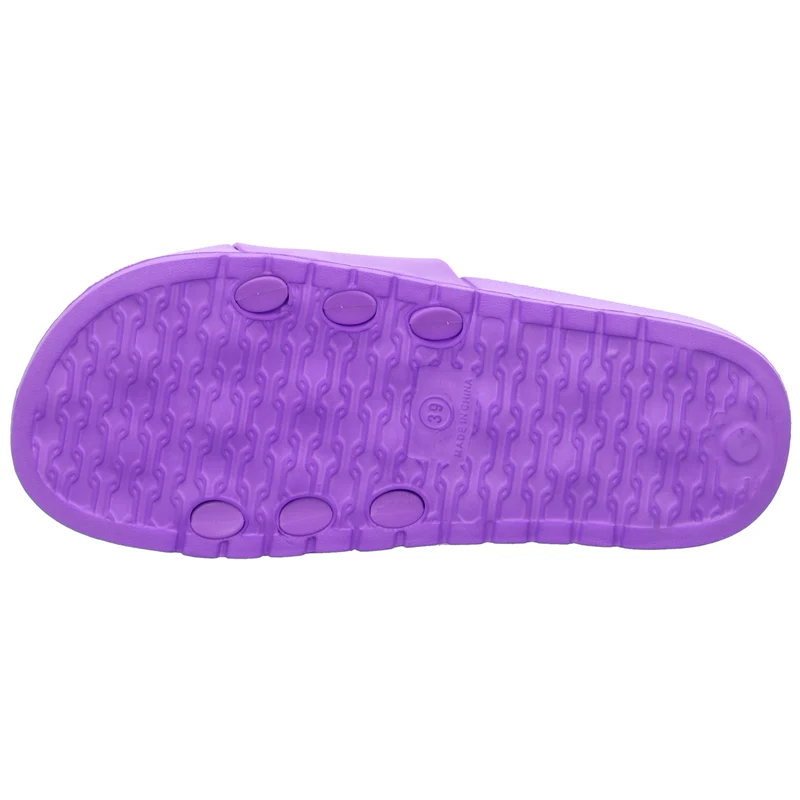 Sneakers Badelatsche