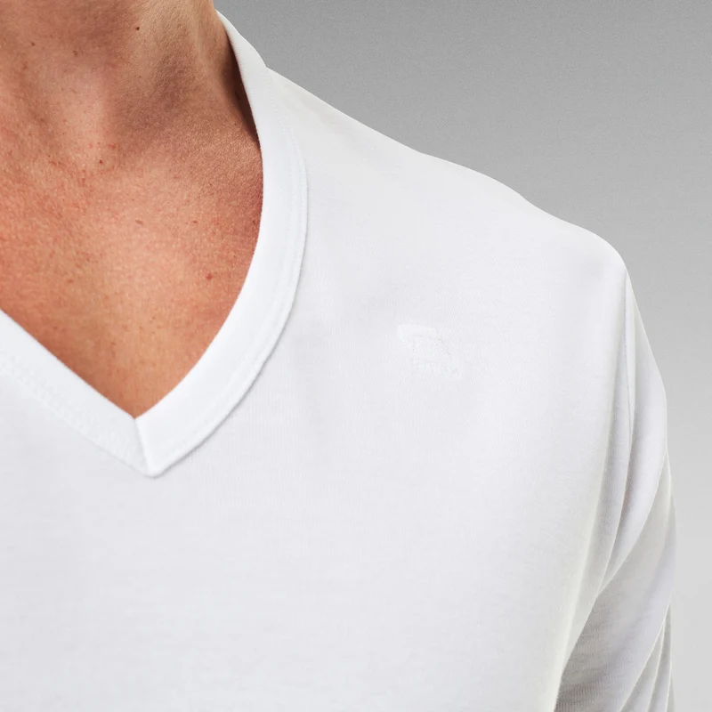 Base v t s\s 2-pack white